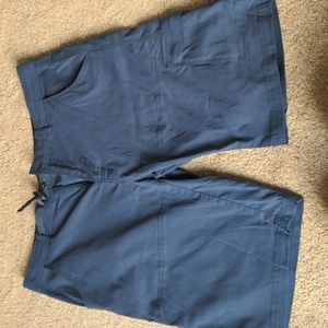 Prana Outdoor Hiking Shorts with built in belt 40"